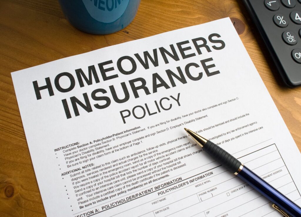 homeowners pay less on homeowners insurance when they have home security systems installed